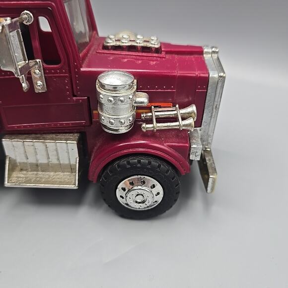 Vintage Kenner 1985 M.A.S.K. Rhino Matt Trakker / Bruce Sato Working - Picture 13 of 16